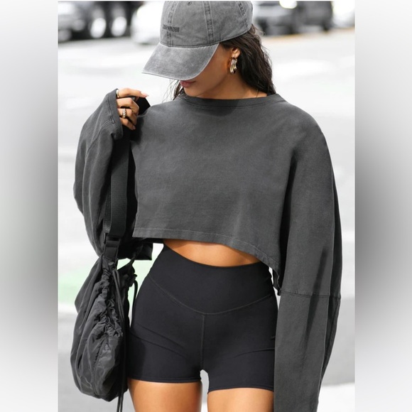 NWT Joah Brown slouchy crop long sleeve M/L - Picture 4 of 6